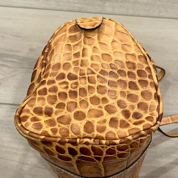 VINTAGE Dooney & Bourke Vintage Crocodile Bayou Collection Shoulder Bag - Picture 6 of 10